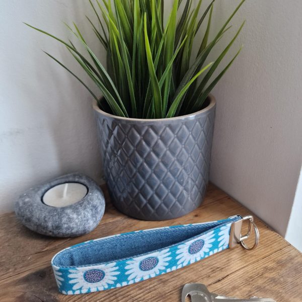 Handmade Daisy Print and Denim Wristlet / Keyring